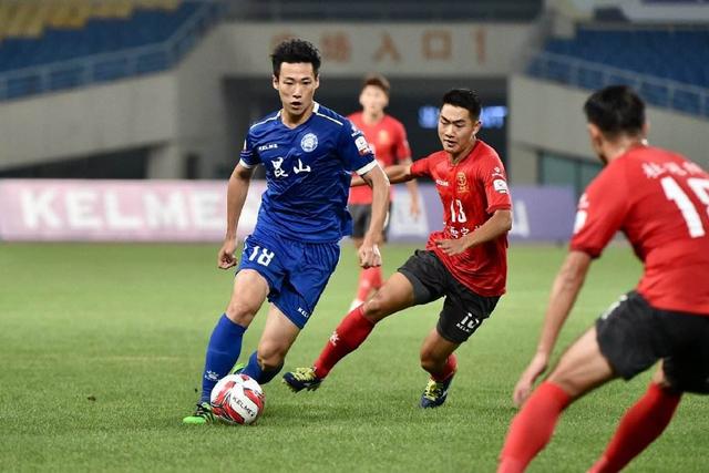 石家庄功夫诚挚的邀请2026届中考生来到裕彤免费观赛，为少年加冕